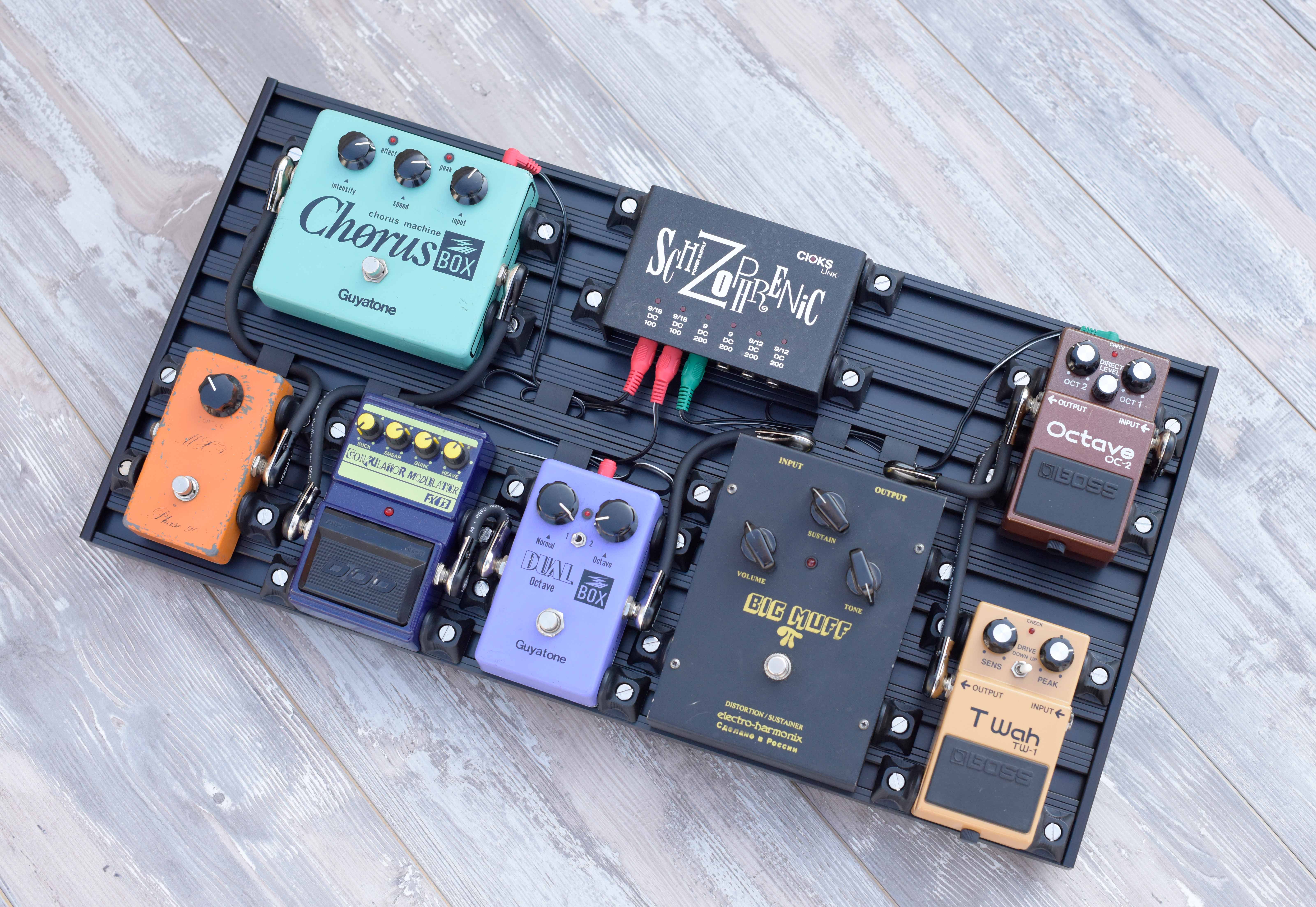 Aclam Smart Track pedalboard system